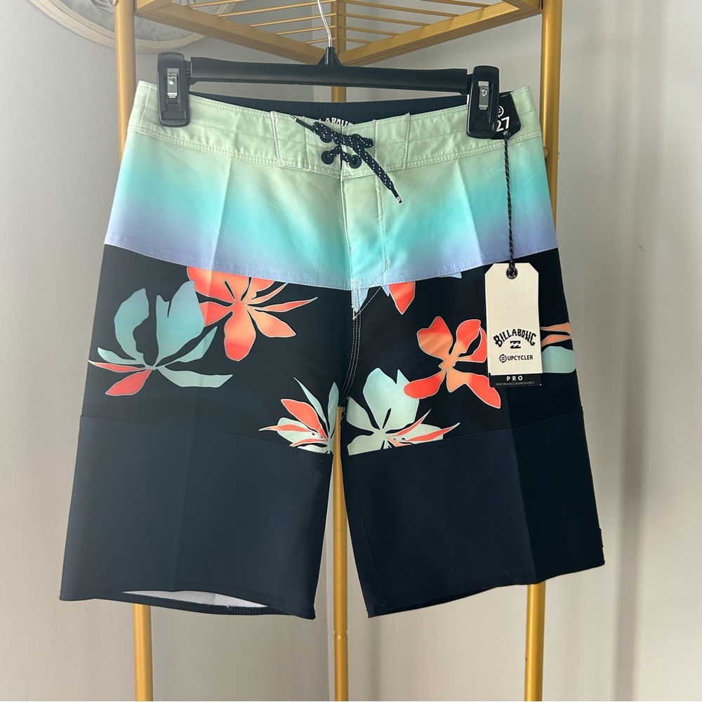 Billabong youth tribong pro performance Boardshorts in Hawaiian tropical print